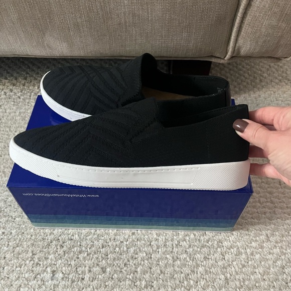 Brand New White Mountain Slip On Shoes Size 8 - Picture 4 of 6
